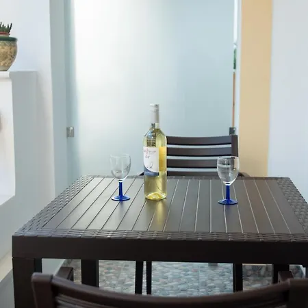 Thiseas * Naxos City