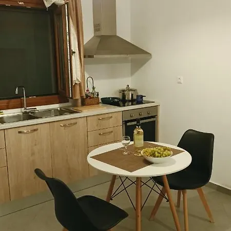 아파트 Thiseas Naxos City